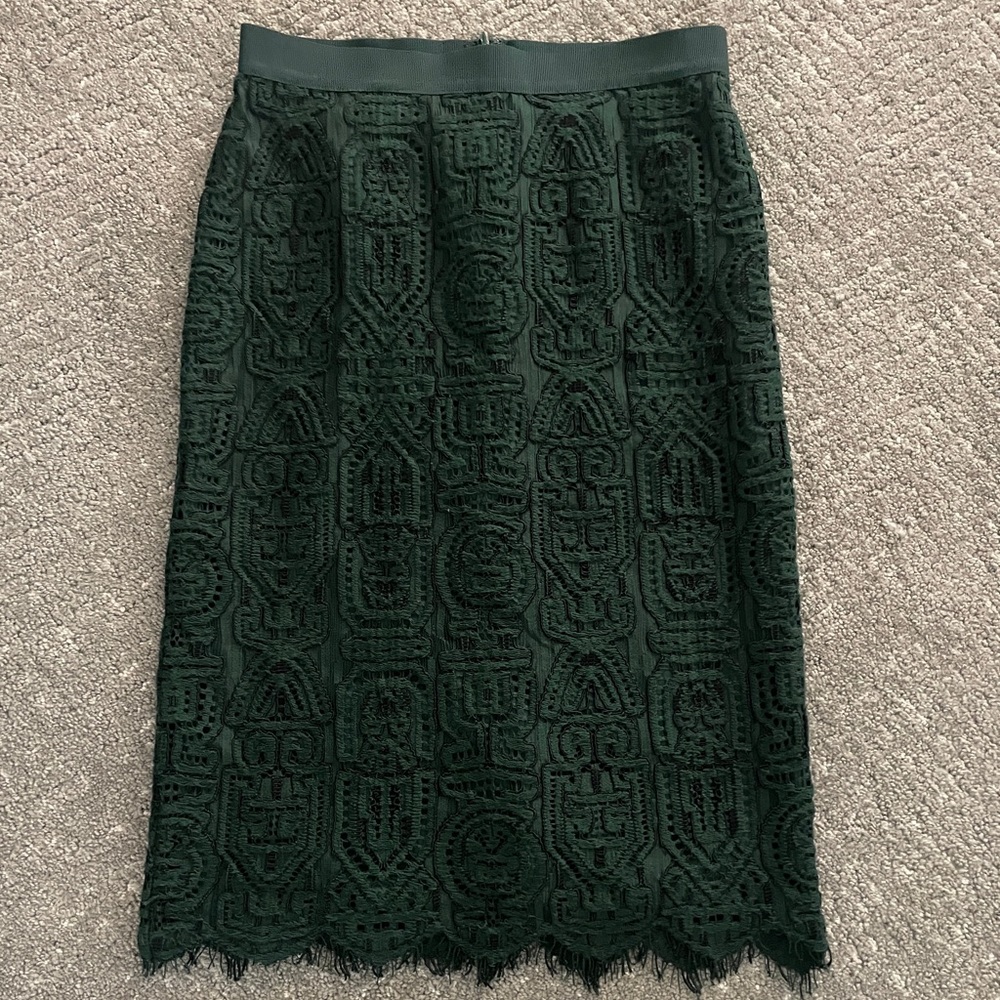 Ann Taylor pencil skirt; size 4